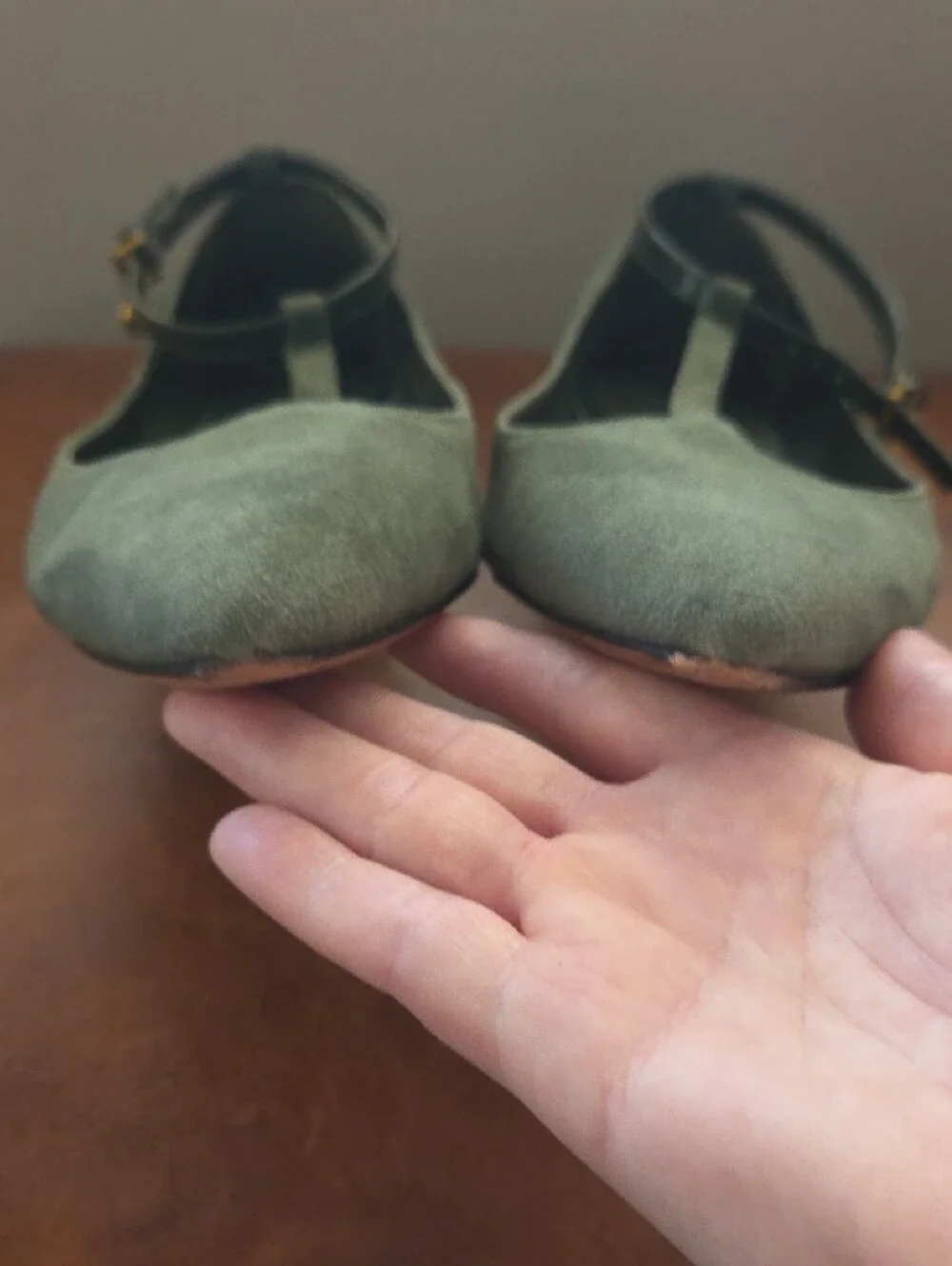 Tory Burch Ashton T-Strap Flats, Olive Green, Size 8M - Picture 4 of 9